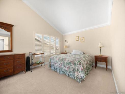 40  Brena  , Irvine, CA