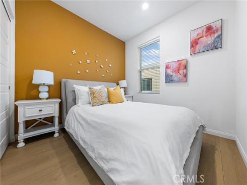 249  Steely  , Irvine, CA