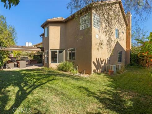 16  Arizona  , Irvine, CA