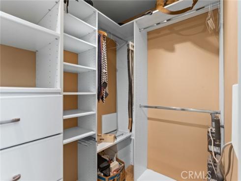 16  Arizona  , Irvine, CA