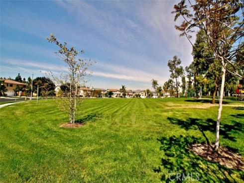 16  Arizona  , Irvine, CA