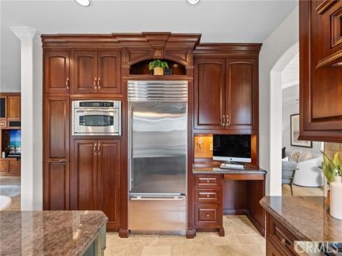 48  Parkcrest  , Irvine, CA