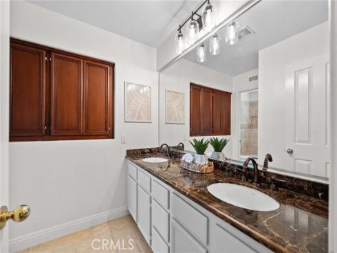 48  Parkcrest  , Irvine, CA