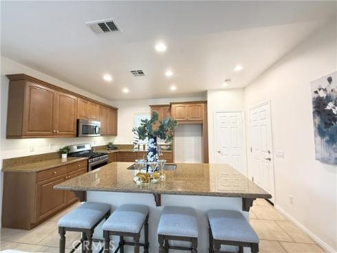 81  Keepsake  , Irvine, CA