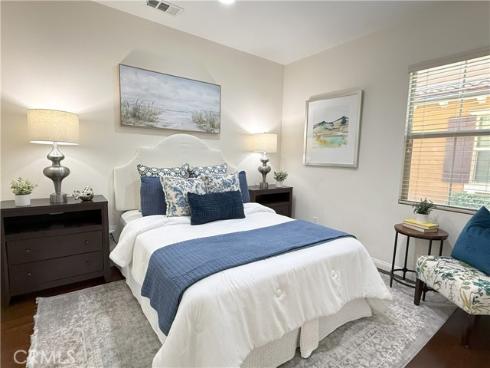 81  Keepsake  , Irvine, CA