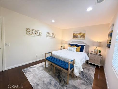 81  Keepsake  , Irvine, CA