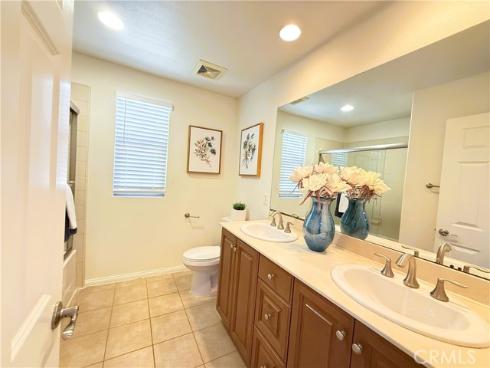 81  Keepsake  , Irvine, CA