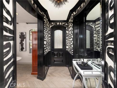 8  Upland  , Irvine, CA