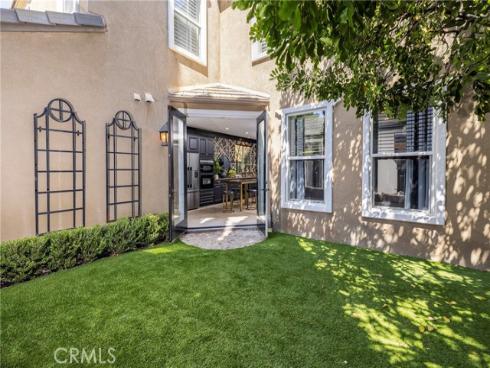 8  Upland  , Irvine, CA