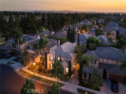 8  Upland  , Irvine, CA