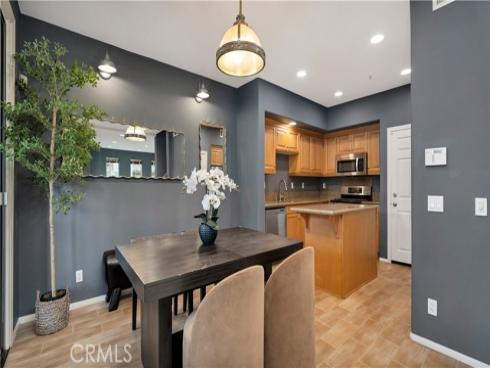 47  Nightshade  , Irvine, CA