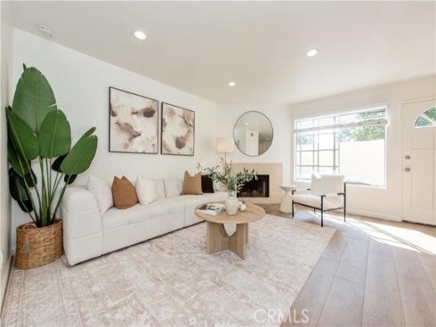 28  Exeter  19 , Irvine, CA