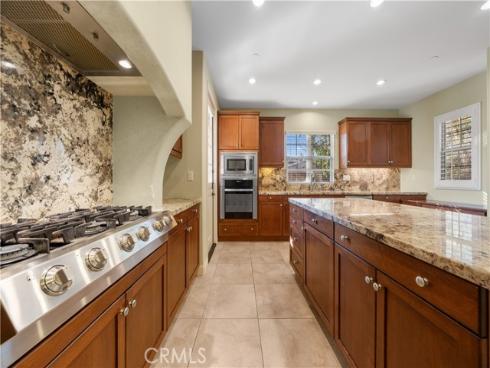 34  Upperbend  , Irvine, CA