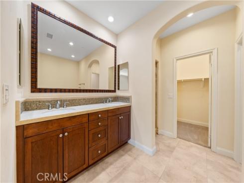 34  Upperbend  , Irvine, CA