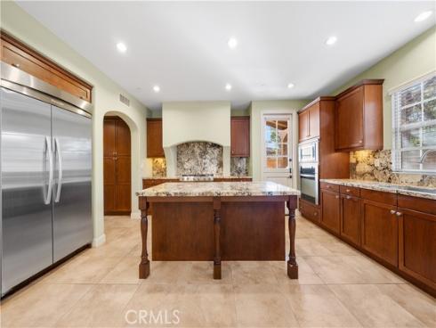 34  Upperbend  , Irvine, CA