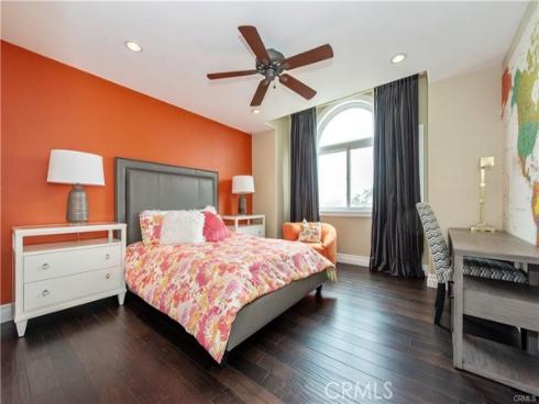 111  Hillcrest  , Irvine, CA