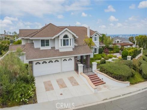 111  Hillcrest  , Irvine, CA