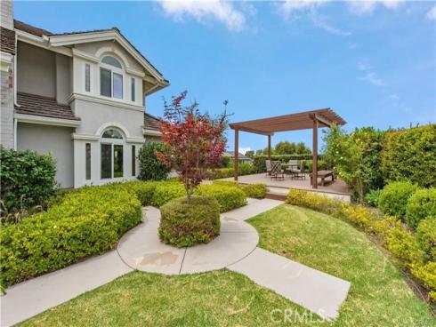 111  Hillcrest  , Irvine, CA