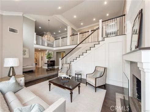 111  Hillcrest  , Irvine, CA