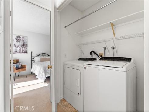 1  Smokestone  , Irvine, CA