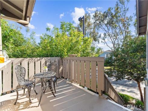 1  Smokestone  , Irvine, CA