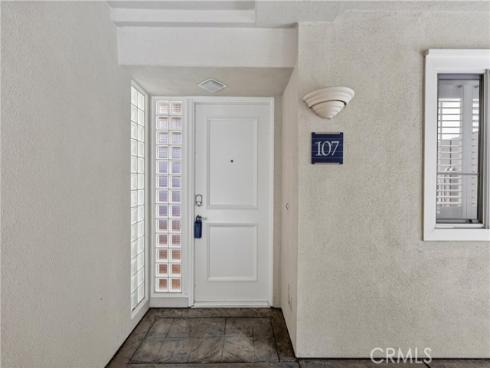 2243  Martin  107 , Irvine, CA