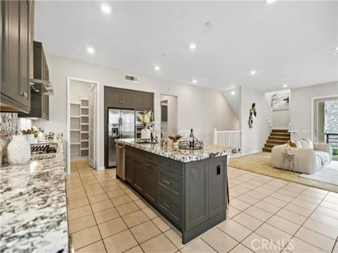 185  Frame  , Irvine, CA