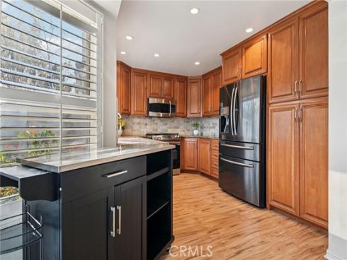 17  Weepingwood  , Irvine, CA