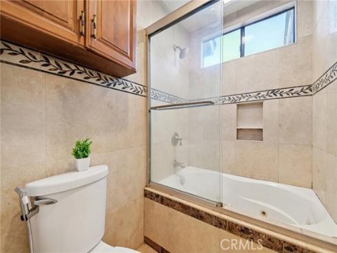 17  Weepingwood  , Irvine, CA