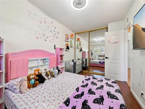 17  Weepingwood  , Irvine, CA