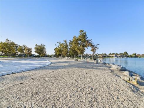 17  Weepingwood  , Irvine, CA