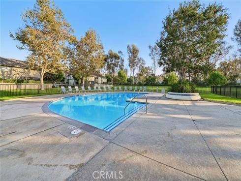 17  Weepingwood  , Irvine, CA