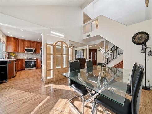 17  Weepingwood  , Irvine, CA