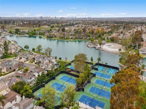 17  Weepingwood  , Irvine, CA