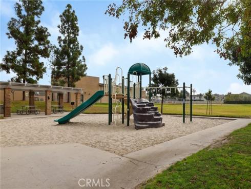 17  Weepingwood  , Irvine, CA