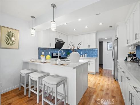 27  Sarena  38 , Irvine, CA