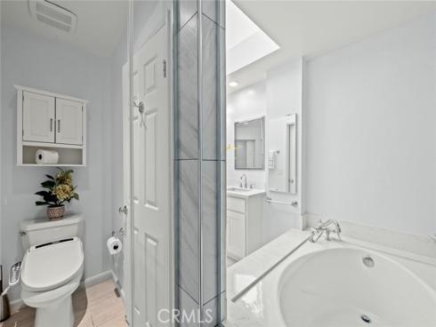 27  Sarena  38 , Irvine, CA