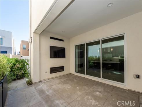 255  Sawbuck  , Irvine, CA