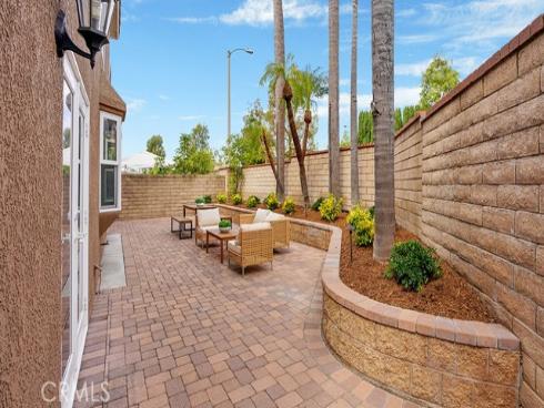 11  Burke  , Irvine, CA