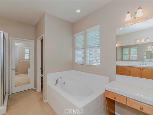 67  Canopy  , Irvine, CA