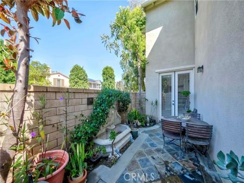 67  Canopy  , Irvine, CA