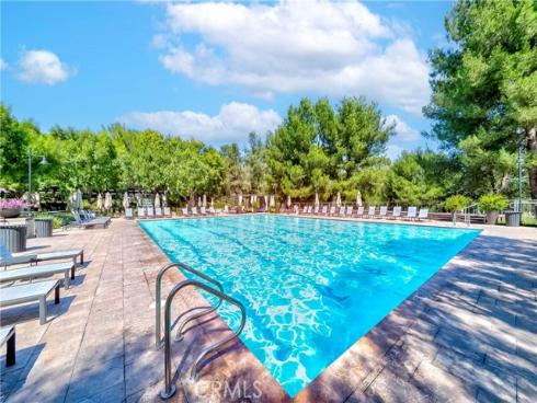 67  Canopy  , Irvine, CA