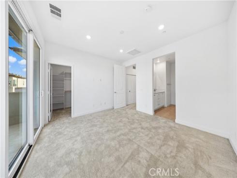 118  Abacus  , Irvine, CA