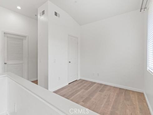 800  Solvay Aisle  , Irvine, CA