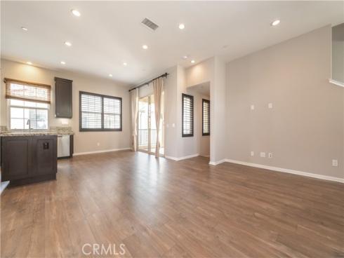 81  Strawberry  , Irvine, CA