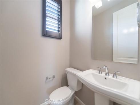 81  Strawberry  , Irvine, CA