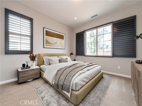 81  Strawberry  , Irvine, CA