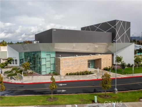 81  Strawberry  , Irvine, CA