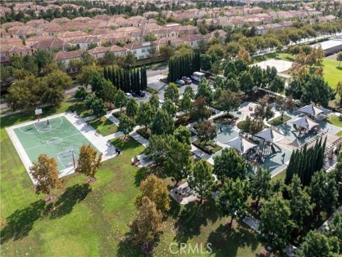 81  Strawberry  , Irvine, CA