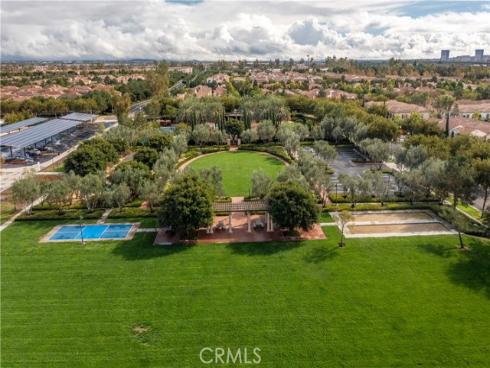 81  Strawberry  , Irvine, CA